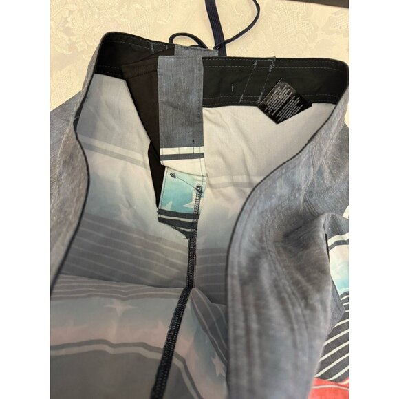 O'Neill Size 38 Heist Red White Blue Stars USA‎ Board Shorts Surf Swim Unlined - Picture 7 of 11